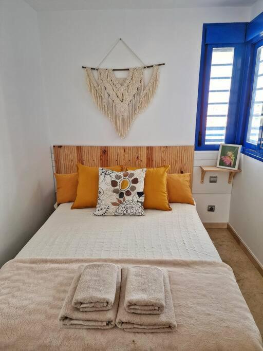 Acogedor Piso Con Terraza Y Parking! Lägenhet Benalmádena Exteriör bild