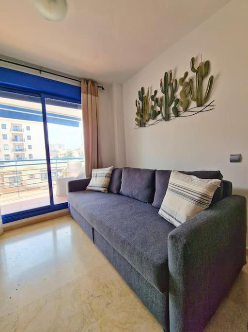 Acogedor Piso Con Terraza Y Parking! Lägenhet Benalmádena Exteriör bild
