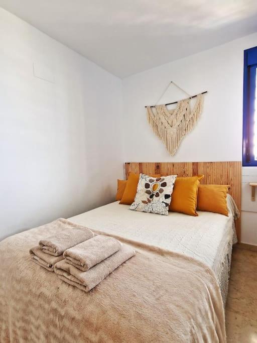 Acogedor Piso Con Terraza Y Parking! Lägenhet Benalmádena Exteriör bild